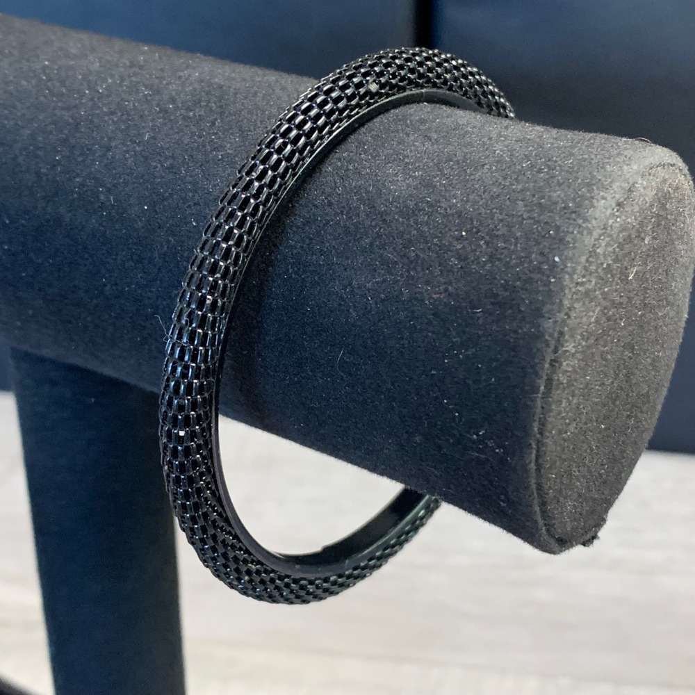 Black Mesh Bangle Bracelet Textured Woven Minimalist Jewelry 8.5 Inch 4591